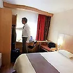 欧洲马恩河谷宜必思酒店 酒店 蒙泰夫兰