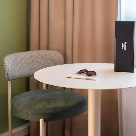 Ibis Marne La Vallee Val D'europe Hotell