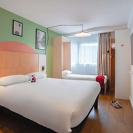 Ibis Marne La Vallee Val D'europe Hotell 3*