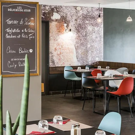 Ibis Marne La Vallee Val D'europe Hotell