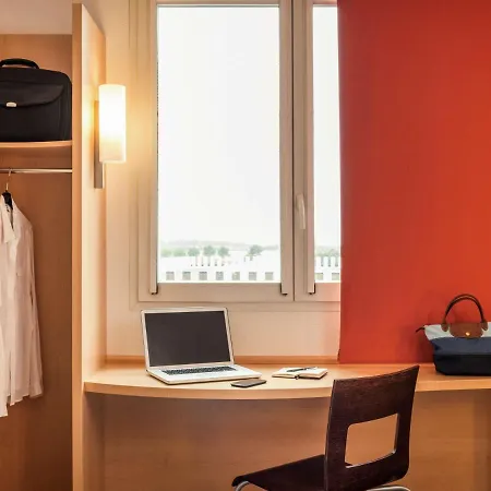 Ibis Marne La Vallée Val D'europe 3*