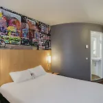 מלון Ibis Marne La Vallee Val D'europe מונטבראן