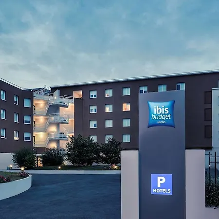 Ibis Marne La Vallee Val D'europe מונטבראן