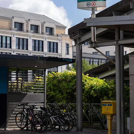 Ibis Marne La Vallee Val D'europe מלון מונטבראן