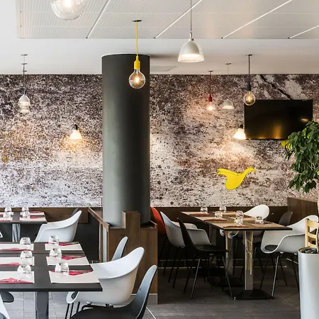 מלון Ibis Marne La Vallee Val D'europe 3*