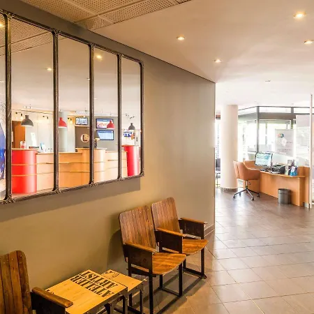 欧洲马恩河谷宜必思酒店 酒店 蒙泰夫兰
